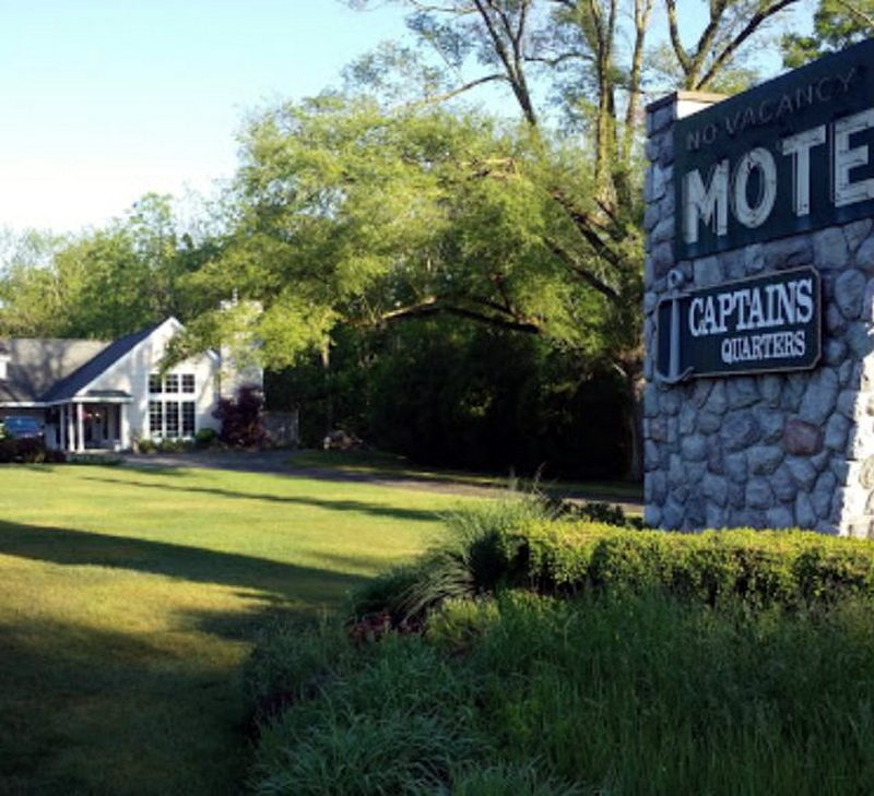 Captains Quarters (Swan Motel) - Web Listing Photo (newer photo)